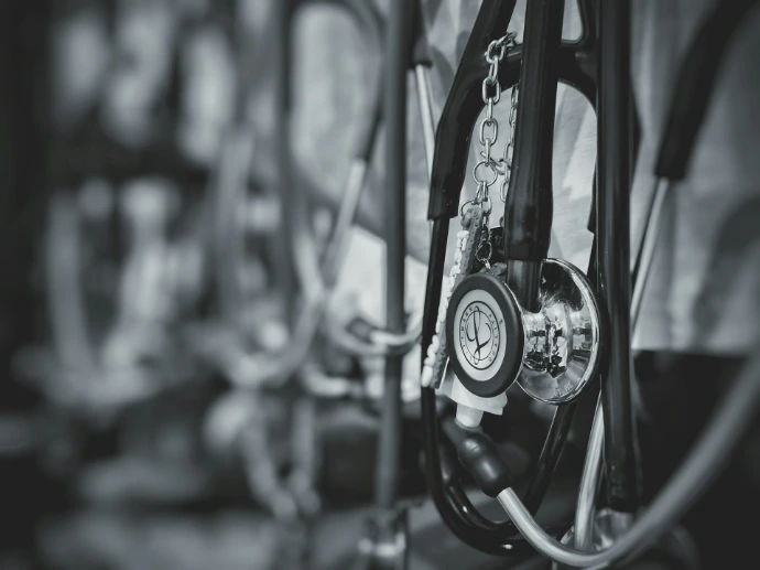 black and silver bicycle wheel
